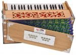 OM Harmonium Pro Grade By Kaayna Musicals, 9 Stops- 5 Main, 4 Drone, 3½ Octaves, Teak Colour, Coupler, Gig Bag - 440 Hz. For Yoga, Bhajan, Kirtan, Shruti, Mantra, Meditation, Chant, Vocal - Image 11