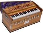 Harmonium Teak Wood By Kaayna Musicals, 11 Stops- 6 Main & 5 Drone, 3½ Octaves, Coupler, Natural Wood Color, Gig Bag, Bass/Male Reed- 440 Hz, Best for Yoga, Bhajan, Kirtan, Shruti, Mantra, Vocal