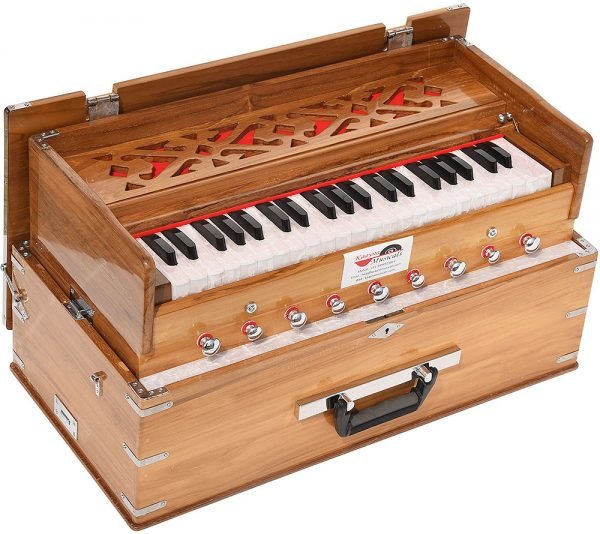 Teak Wood Safri Harmonium- 3½ Octave By Kaayna Musicals-Portable, Traveler, Baja, 9 Stops- 4 Drone, Bass/Male Reeds, Gig Bag, Tuning: 440Hz, For Yoga, Bhajan, Kirtan, Mantra, Vocal - Image 3