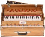 Teak Wood Safri Harmonium- 3½ Octave By Kaayna Musicals-Portable, Traveler, Baja, 9 Stops- 4 Drone, Bass/Male Reeds, Gig Bag, Tuning: 440Hz, For Yoga, Bhajan, Kirtan, Mantra, Vocal - Image 4