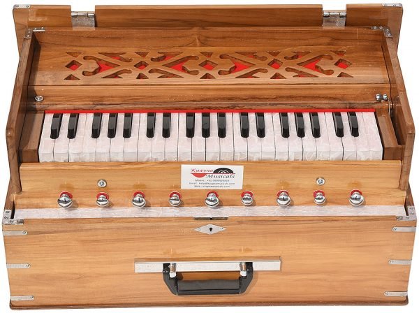 Teak Wood Safri Harmonium- 3½ Octave By Kaayna Musicals-Portable, Traveler, Baja, 9 Stops- 4 Drone, Bass/Male Reeds, Gig Bag, Tuning: 440Hz, For Yoga, Bhajan, Kirtan, Mantra, Vocal - Image 7