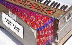 OM Harmonium Pro Grade By Kaayna Musicals, 11 Stop- 6 Main & 5 Drone, 3½ Octaves, Dark Oak Finish, Coupler, Gig Bag, Bass/Male- 440 Hz, For Yoga, Bhajan, Kirtan, Shruti, Mantra, Meditation, Vocal - Image 14