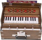 Safri Harmonium- 2¾ Octave By Kaayna Musicals-Portable, Traveler, Baja, 4 Stop (2 Drone), Two Set Reed- Bass/Male, Oak Finish, Gig Bag, Tuning: 440Hz, For Yoga, Bhajan, Kirtan, Mantra, Vocal - Image 5