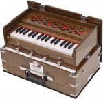 Safri Harmonium- 2¾ Octave By Kaayna Musicals-Portable, Traveler, Baja, 4 Stop (2 Drone), Two Set Reed- Bass/Male, Oak Finish, Gig Bag, Tuning: 440Hz, For Yoga, Bhajan, Kirtan, Mantra, Vocal - Image 7