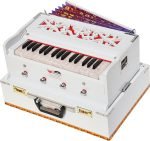 OM Mini Traveler Harmonium- 2¾ Octave By Kaayna Musicals-Portable, Baja, 4 Stops (2 Drone), Two Set Reed- Bass/Male, White Colour, Gig Bag, Tuning: 440 Hz, For Yoga, Bhajan, Kirtan, Mantra, Vocal - Image 6