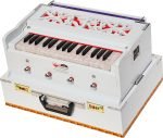 OM Mini Traveler Harmonium- 2¾ Octave By Kaayna Musicals-Portable, Baja, 4 Stops (2 Drone), Two Set Reed- Bass/Male, White Colour, Gig Bag, Tuning: 440 Hz, For Yoga, Bhajan, Kirtan, Mantra, Vocal - Image 7