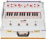 OM Mini Traveler Harmonium- 2¾ Octave By Kaayna Musicals-Portable, Baja, 4 Stops (2 Drone), Two Set Reed- Bass/Male, White Colour, Gig Bag, Tuning: 440 Hz, For Yoga, Bhajan, Kirtan, Mantra, Vocal - Image 8