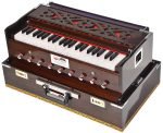Harmonium Traveler/Portable/Folding Type By Kaayna Musicals, 9 Stops- 5 Main & 4 Drone, 3½ Octaves, Coupler, Walnut Colour, Carry Bag, Bass-Male Reed – 440 Hz, For Yoga, Bhajan, Kirtan, Vocal - Image 6
