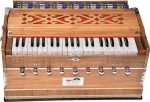 Harmonium Teak Wood Extra Height By Kaayna Musicals- 9 Stops- 5 Main- 4 Drone, 3½ Octaves, Two Set Reed- Bass/Male- 440 Hz, Coupler, Carry Bag. For Yoga, Bhajan, Kirtan, Shruti, Mantra, Chant, Vocal - Image 6