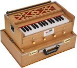Mini Traveler Harmonium Melamyne Matte Finish By Kaayna Musicals- 4 Stop- 2 Main & 2 Drone, 2¾ Octaves, Teak Colour, Gig Bag , Bass/Male- 440 Hz, For Yoga, Bhajan, Kirtan, Shruti, Mantra, Meditation, Chant, Vocal - Image 3