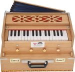 Mini Traveler Harmonium Melamyne Matte Finish By Kaayna Musicals- 4 Stop- 2 Main & 2 Drone, 2¾ Octaves, Teak Colour, Gig Bag , Bass/Male- 440 Hz, For Yoga, Bhajan, Kirtan, Shruti, Mantra, Meditation, Chant, Vocal - Image 4