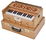 Mini Traveler Harmonium Melamyne Matte Finish By Kaayna Musicals- 4 Stop- 2 Main & 2 Drone, 2¾ Octaves, Teak Colour, Gig Bag , Bass/Male- 440 Hz, For Yoga, Bhajan, Kirtan, Shruti, Mantra, Meditation, Chant, Vocal - Image 6