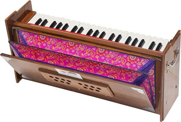 Harmonium Dulcetina With Five Drone- Teak Wood By Kaayna Musicals, Compact Size, Easy to Carry, 3½ Octaves, Natural Wood Colour, Gig Bag, Bass & Male Reed- 440 Hz, Suitable for Yoga, Bhajan, Kirtan, Shruti, Mantra, Chanting - Image 12