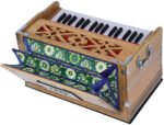 Harmonium Mini Magic By Kaayna Musicals, 4 Stop- 2 Main & 2 Drone, 2¾ Octave, Teak Colour, Gig Bag , Bass/Male- 440 Hz, For Yoga, Bhajan, Kirtan, Shruti, Mantra, Meditation, Chant, Vocal - Image 2