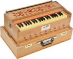 Traveler Harmonium Melamyne Matte Finish By Kaayna Musicals- 9 Stops- 5 Main & 4 Drones, 3½ Octaves, Coupler,  Teak Colour, Carry Bag , Bass/Male- 440 Hz, For Yoga, Bhajan, Kirtan, Shruti, Mantra, Meditation, Chant, Vocal - Image 3