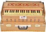 Traveler Harmonium Melamyne Matte Finish By Kaayna Musicals- 9 Stops- 5 Main & 4 Drones, 3½ Octaves, Coupler,  Teak Colour, Carry Bag , Bass/Male- 440 Hz, For Yoga, Bhajan, Kirtan, Shruti, Mantra, Meditation, Chant, Vocal - Image 8