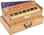 OM Traveler Harmonium Melamyne Matte Finish By Kaayna Musicals- 9 Stops- 5 Main & 4 Drones, 3½ Octaves, Coupler,  Teak Colour, Carry Bag , Bass/Male- 440 Hz, For Yoga, Bhajan, Kirtan, Shruti, Mantra, Meditation, Chant, Vocal