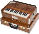 Teak Wood Mini Traveler Harmonium By Kaayna Musicals- 5 Stop- 2 Main & 3 Drone, 2¾ Octave, Natural Colour, Carry Bag , Bass/Male- 440 Hz, For Yoga, Bhajan, Kirtan, Shruti, Mantra, Meditation, Chant, Vocal - Image 6