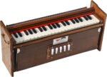 Harmonium Dulcetina With Five Drone- Teak Wood By Kaayna Musicals, Compact Size, Easy to Carry, 3½ Octaves, Natural Wood Colour, Gig Bag, Bass & Male Reed- 440 Hz, Suitable for Yoga, Bhajan, Kirtan, Shruti, Mantra, Chanting - Image 4