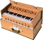 Safri Harmonium- Teak Color- Melamyne Matte Finish- Portable, Traveler, Baja- 3¼ Octave, 9 Stops- 4 Drone, Two Set Reed- Bass/Male, Gig Bag, Tuning 440 Hz, For Yoga, Bhajan, Kirtan, Mantra, Vocal, Shruti - Image 7