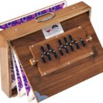 Shruti Box Teak Wood Size (16″ X 12″ X 3″) Inches- 440 Hz, Gig Bag, Natural Color, Key- C To C (Lower Tone), Surpeti, Yoga, Bhajan, Kirtan, Mantra, Drone, Vocal